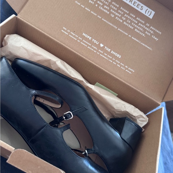 Madewell Nettie Heeled Mary Jane in crinkle patent - Picture 3 of 14